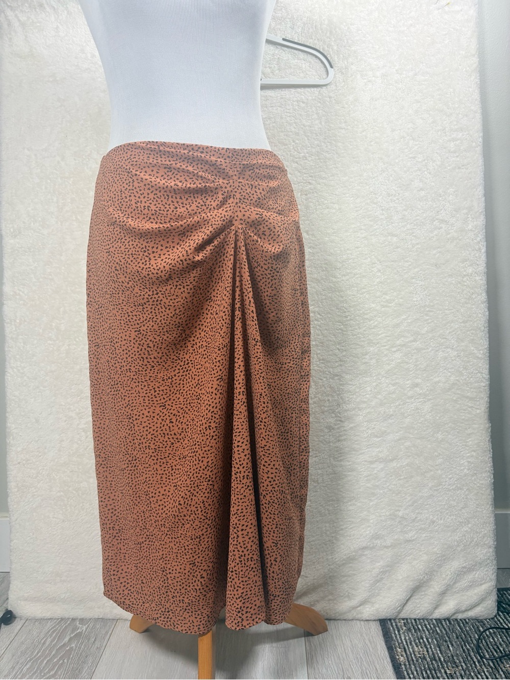 Nine West Ruched Midi Skirt in Rust with Black Speckle Medium 0748